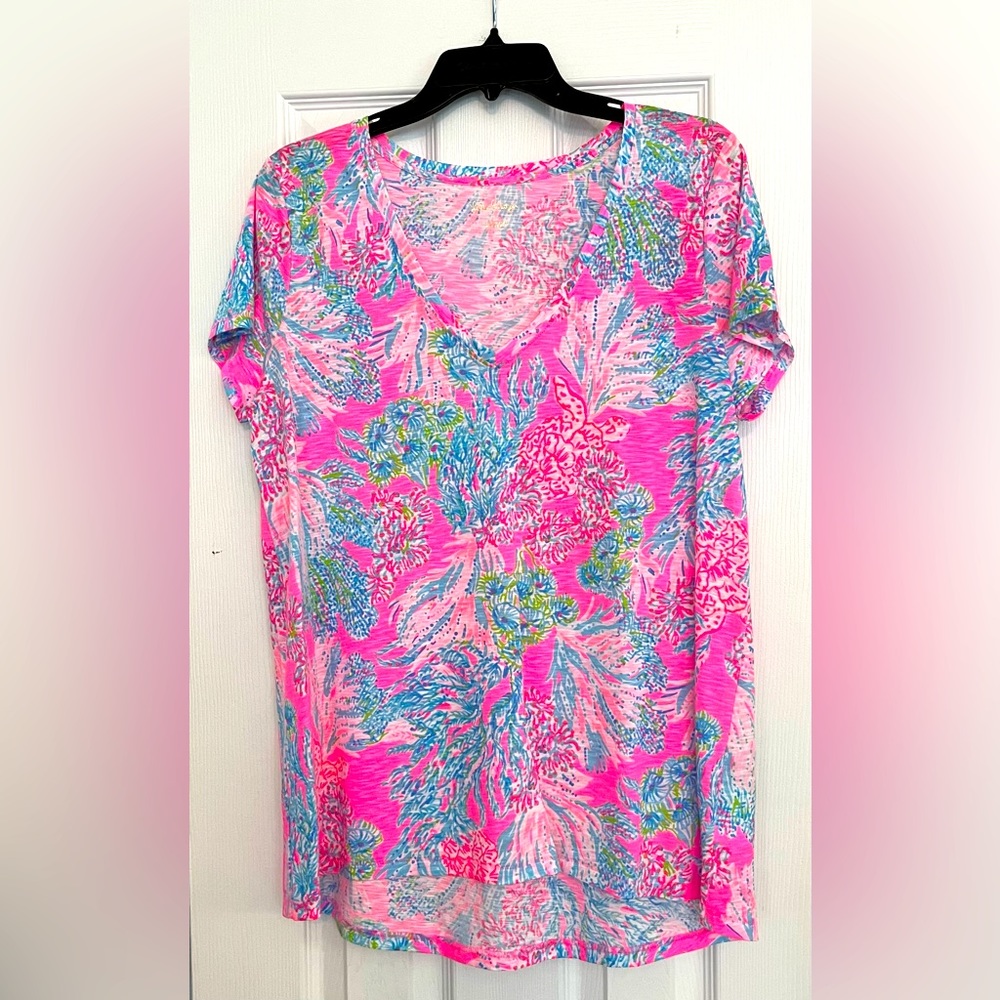 EUC. Lilly Pulitzer Etta V-neck Top in Prosecco Pink Seaing Things. Large.